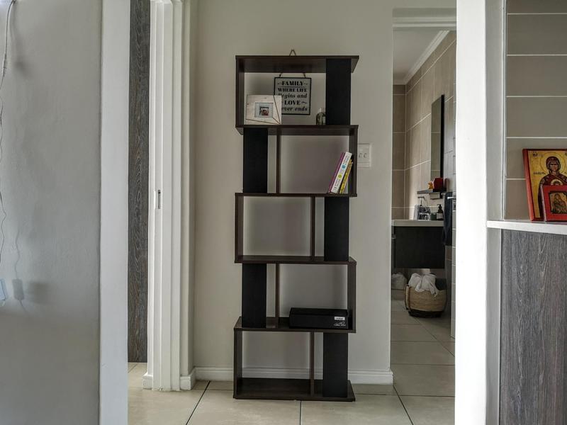 To Let 2 Bedroom Property for Rent in Sandown Western Cape